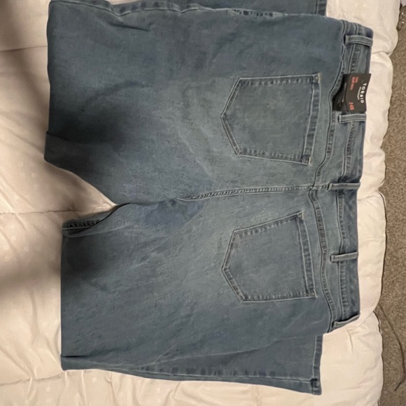 NWT Torrid plus size Jeans - Picture 6 of 7
